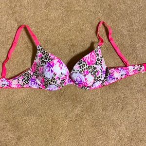 Victoria’s Secret bra